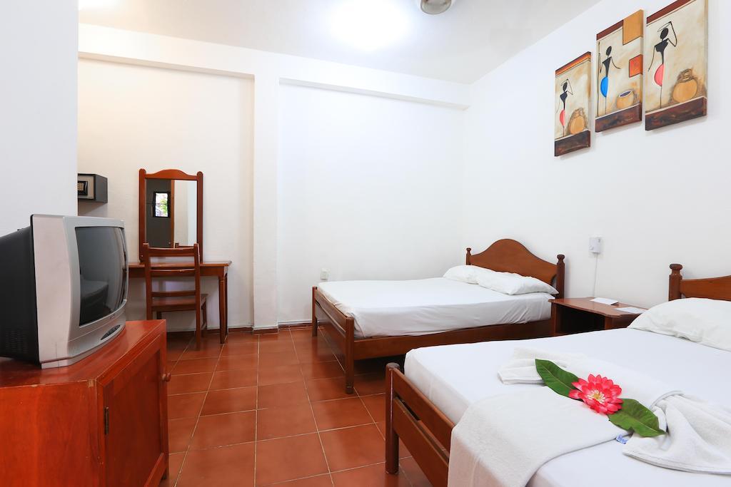 Hotel Azul By Encanto Playa del Carmen Room photo
